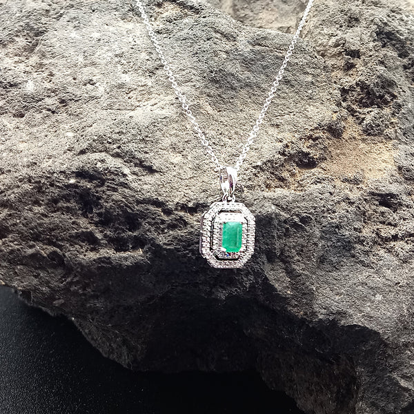 Gargantilla de esmeralda