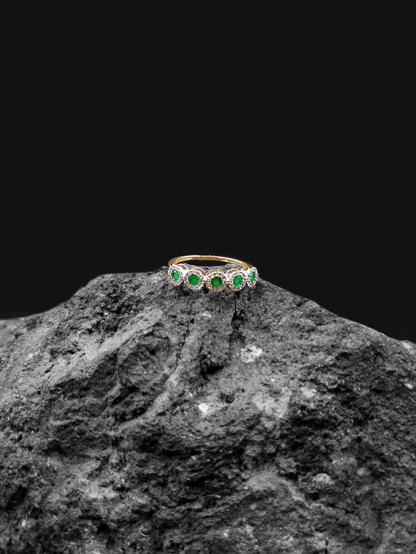 Anillo de esmeraldas