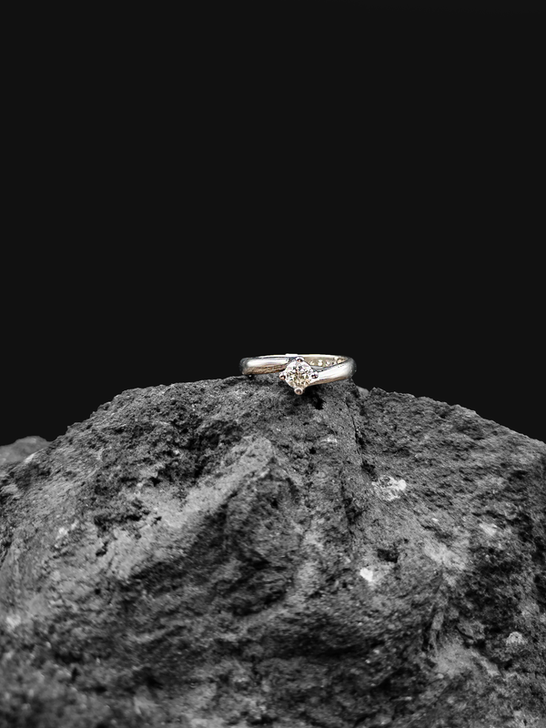 Anillo de compromiso