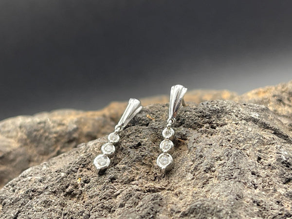 Aretes de diamantes