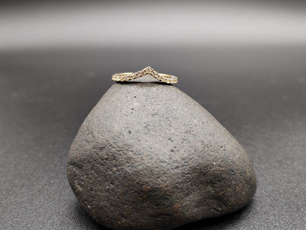 Churumbela de diamantes en pico